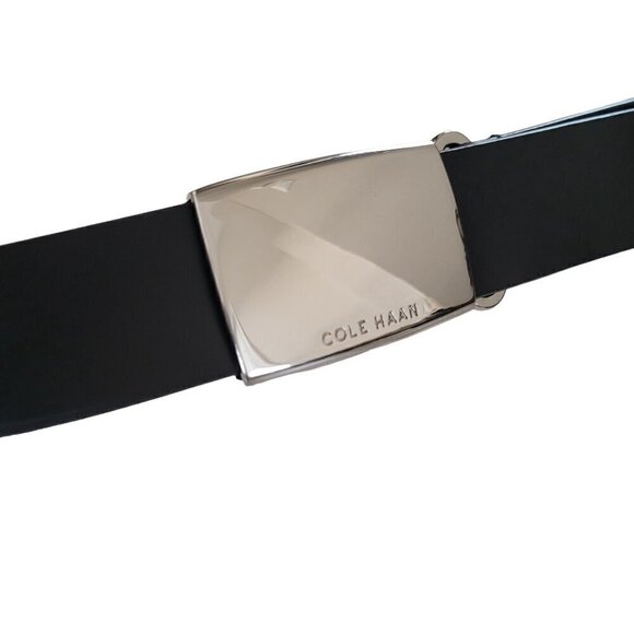 Cole Haan Black Leather Belt Cut Edge Silver Tone Plaque Buckle Size 34 - Picture 2 of 9
